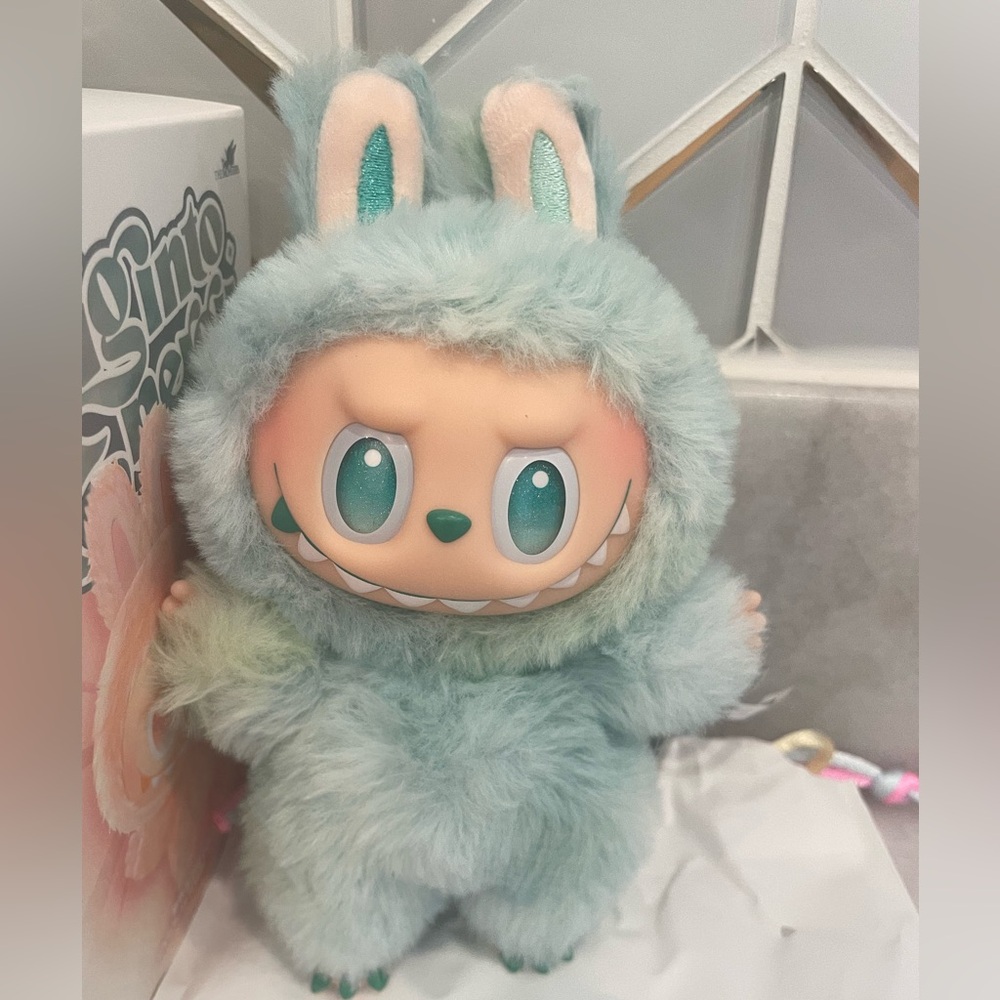 Authentic Pop Mart The MonstersBig Into Energy Plush Pendant Labubu - Serenity